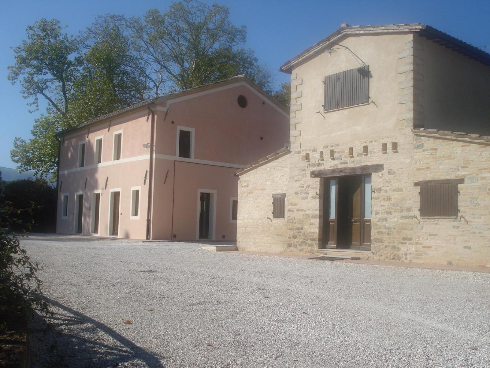 Dimora Di Collio Bed & Breakfast San Severino Marche Exterior photo